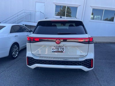 2026 Volkswagen Tiguan SEL R-Line Turbo AWD