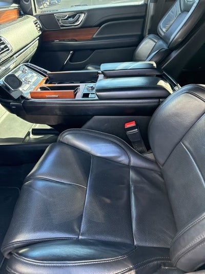 2018 Lincoln Navigator Select 4WD