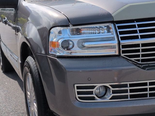2013 Lincoln Navigator L Base DP