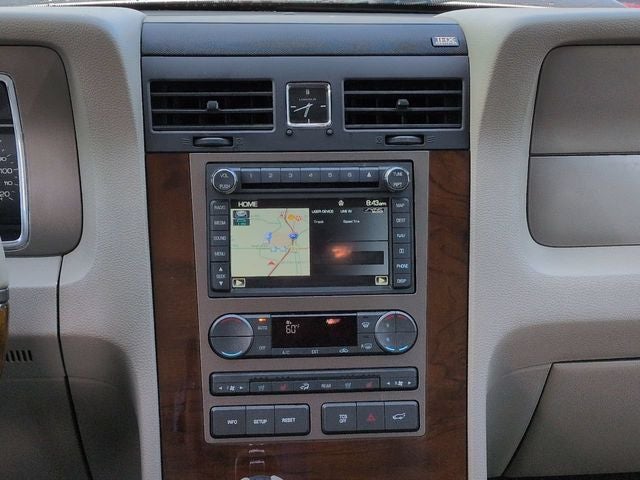 2013 Lincoln Navigator L Base DP