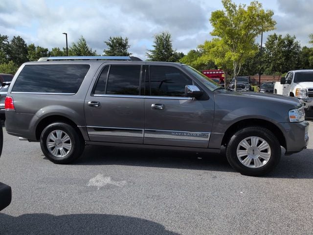 2013 Lincoln Navigator L Base DP