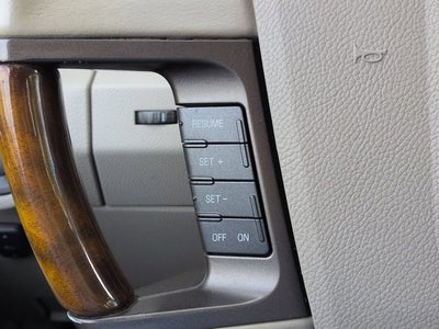 2013 Lincoln Navigator L Base DP