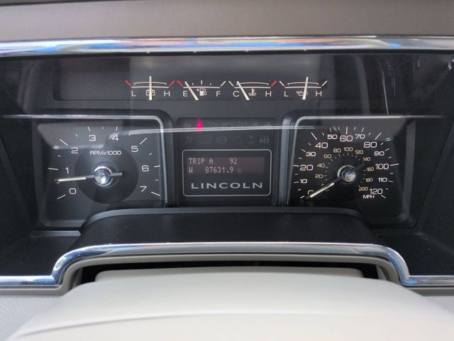 2013 Lincoln Navigator L Base DP