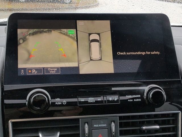 2023 INFINITI QX80 LUXE 4WD