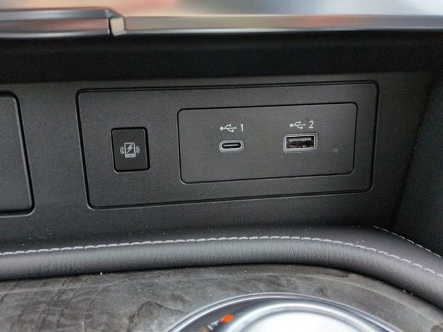 2023 INFINITI QX80 LUXE 4WD