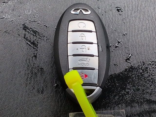 2023 INFINITI QX80 LUXE 4WD