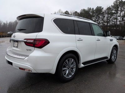 2023 INFINITI QX80 LUXE 4WD