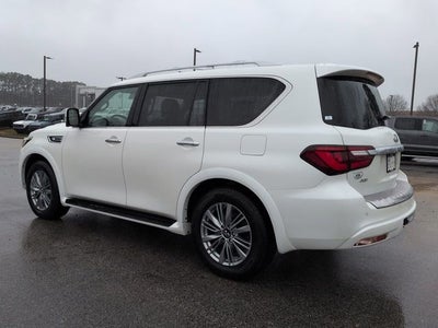 2023 INFINITI QX80 LUXE 4WD