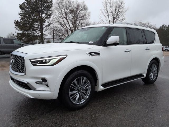 2023 INFINITI QX80 LUXE 4WD