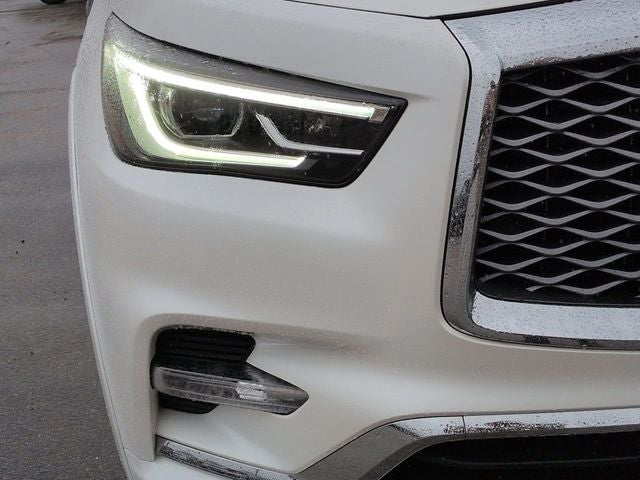 2023 INFINITI QX80 LUXE 4WD
