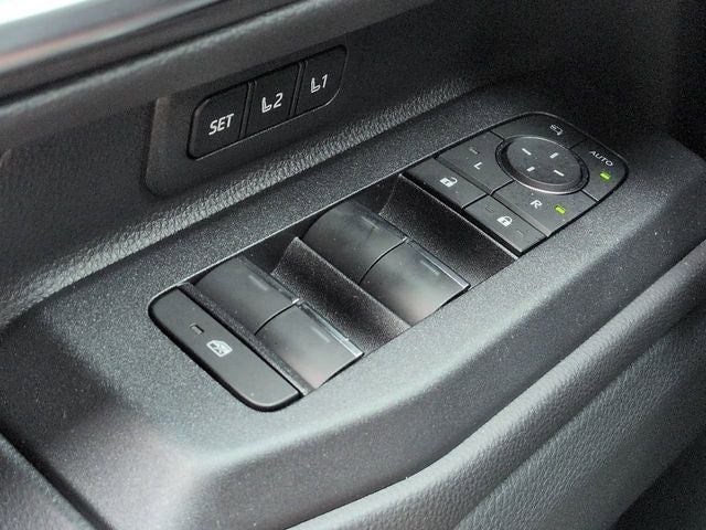 2026 Toyota Land Cruiser Base 4WD