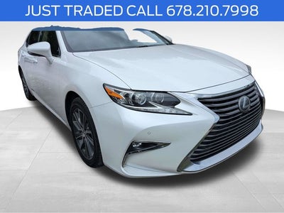 2016 Lexus ES 300h