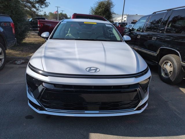 2025 Hyundai Sonata Hybrid SEL