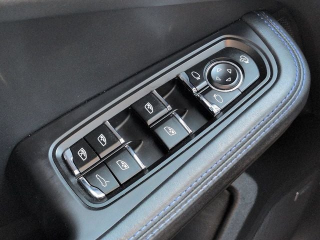 2023 Porsche Macan T AWD