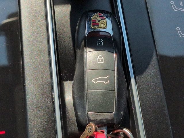 2023 Porsche Macan T AWD