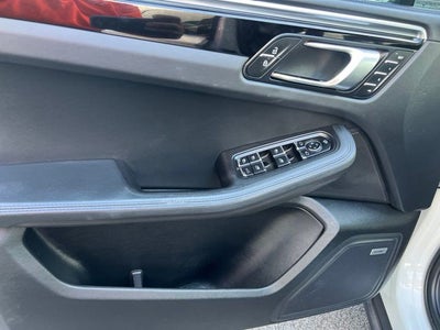 2023 Porsche Macan T AWD