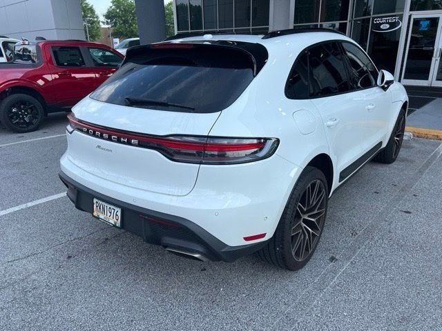 2024 Porsche Macan Base