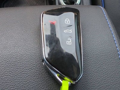 2026 Volkswagen Golf R Base AWD Euro