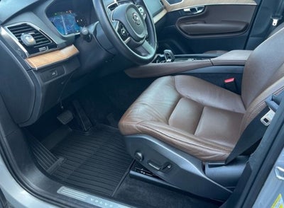 2023 Volvo XC90 B5 Plus AWD