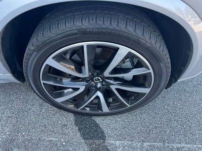 2023 Volvo XC90 B5 Plus AWD
